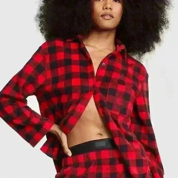 Victoria’s Secret’s PINK Red and Black Fleece Pajama Top (NWT) - Picture 7 of 7